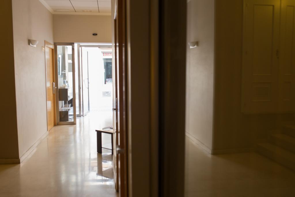 Hostal Albero By Eme Hoteles Sanlucar la Mayor Bagian luar foto