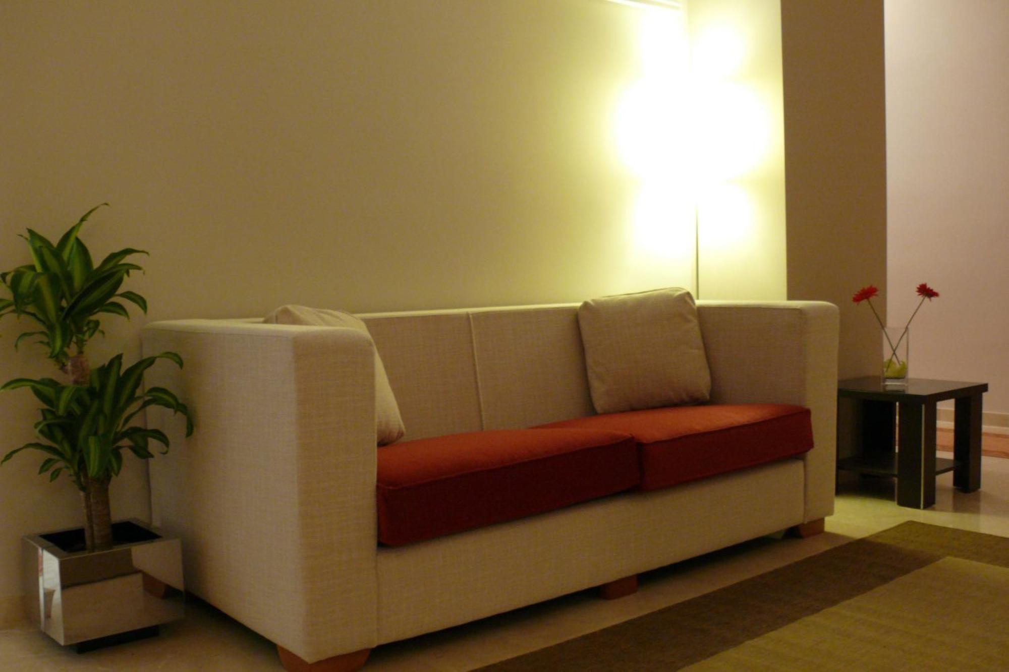 Hostal Albero By Eme Hoteles Sanlucar la Mayor Bagian luar foto